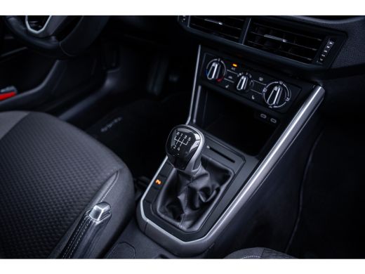 Volkswagen Taigo 1.0 TSI 95 pk Life Edition | 'App-Connect' smartphone integratie | Airco | Apple Carplay/Android ... ActivLease financial lease