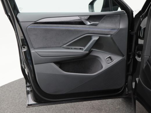 Volkswagen Tayron 1.5 eHybrid 272 Pk Automaat R-Line Edition | Black Style | Panoramadak | Trekhaak | 20 Inch | Ful... ActivLease financial lease