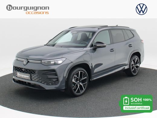 Volkswagen Tayron 1.5 eHybrid 272 Pk Automaat R-Line Edition | Black Style | Panoramadak | Trekhaak | 20 Inch | Ful...