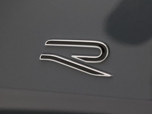 Volkswagen Tayron 1.5 eHybrid 272 Pk Automaat R-Line Edition | Black Style | Panoramadak | Trekhaak | 20 Inch | Ful... ActivLease financial lease