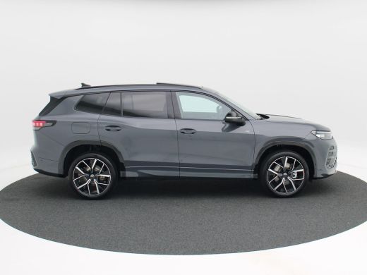 Volkswagen Tayron 1.5 eHybrid 272 Pk Automaat R-Line Edition | Black Style | Panoramadak | Trekhaak | 20 Inch | Ful... ActivLease financial lease