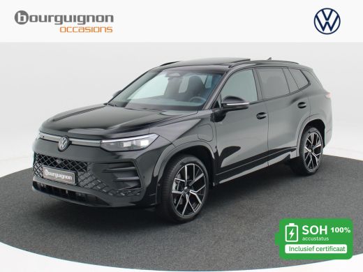 Volkswagen Tayron 1.5 eHybrid 272 Pk Automaat R-Line Edition | Black Style | Panoramadak | Trekhaak | 20 Inch | Ful...