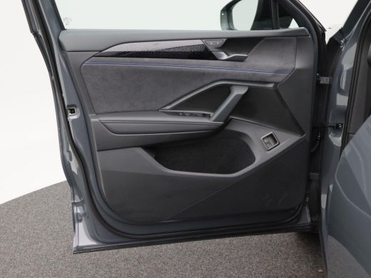 Volkswagen Tayron 1.5 eHybrid 272 Pk Automaat R-Line Edition | Black Style | Panoramadak | Trekhaak | 20 Inch | Ful... ActivLease financial lease