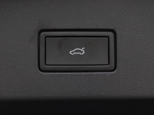 Volkswagen Tayron 1.5 eHybrid 272 Pk Automaat R-Line Edition | Black Style | Panoramadak | Trekhaak | 20 Inch | Ful... ActivLease financial lease