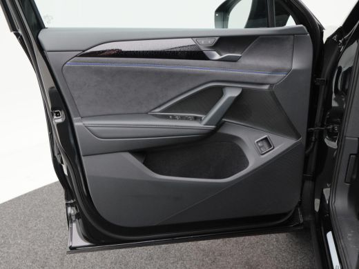 Volkswagen Tayron 1.5 eHybrid 272 Pk Automaat R-Line Edition | Black Style | Panoramadak | Trekhaak | 20 Inch | Ful... ActivLease financial lease