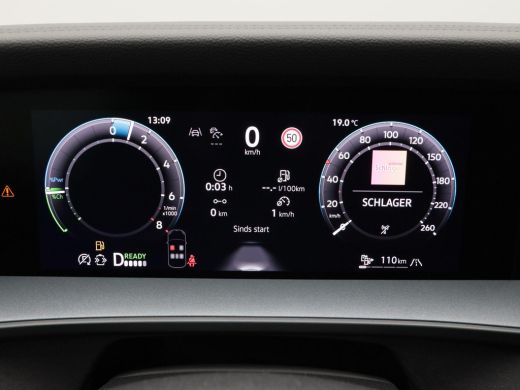 Volkswagen Tayron 1.5 eHybrid 272 Pk Automaat R-Line Edition | Black Style | Panoramadak | Trekhaak | 20 Inch | Ful... ActivLease financial lease