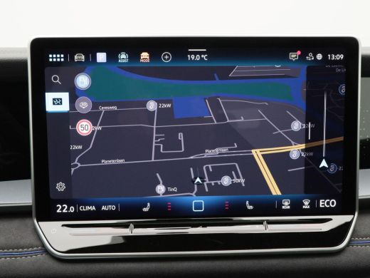 Volkswagen Tayron 1.5 eHybrid 272 Pk Automaat R-Line Edition | Black Style | Panoramadak | Trekhaak | 20 Inch | Ful... ActivLease financial lease