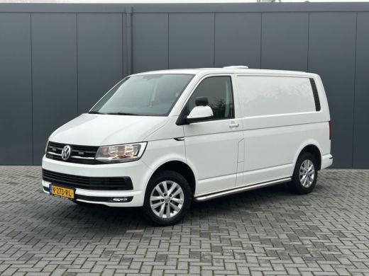 Volkswagen Transporter 2.0 TDI 150 PK / 4MOTION / 1e EIG. / L1H1 / TREKHAAK / ACHTERKLEP / AIRCO / CRUISE / 3-ZITS ActivLease financial lease
