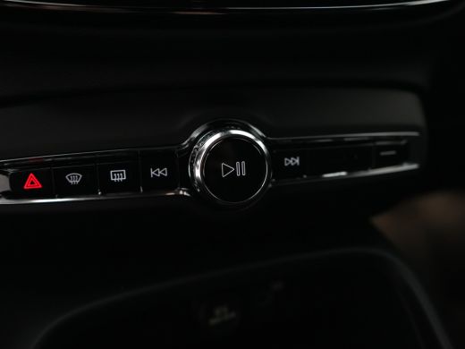 Volvo  EX40 Single Motor Extended Range Core Business 82 kWh Driver Assist Pack | Climate Pack| Versatility P... ActivLease financial lease