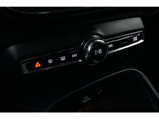 Volvo  XC40 1.5 T5 Recharge R-Design ActivLease financial lease