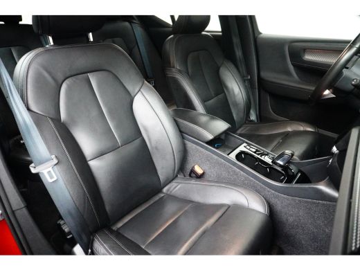 Volvo  XC40 1.5 T5 Recharge R-Design ActivLease financial lease