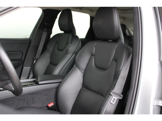 Volvo  XC60 2.0 Recharge T8 AWD Inscription | Adaptieve cruise control | Schuif-kanteldak | Trekhaak | Apple ... ActivLease financial lease