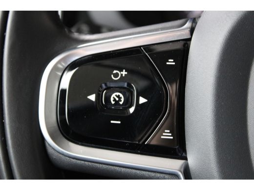 Volvo  XC60 2.0 Recharge T8 AWD Inscription | Adaptieve cruise control | Schuif-kanteldak | Trekhaak | Apple ... ActivLease financial lease