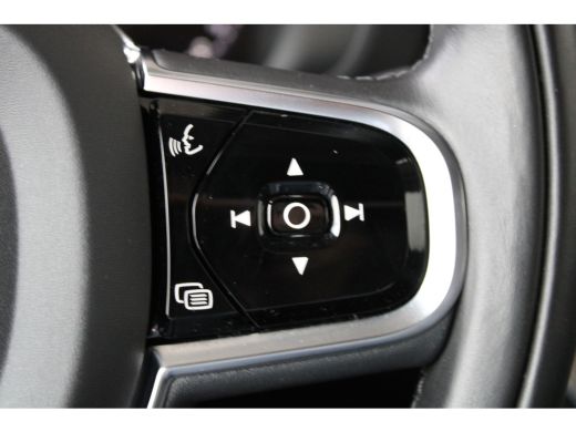 Volvo  XC60 2.0 Recharge T8 AWD Inscription | Adaptieve cruise control | Schuif-kanteldak | Trekhaak | Apple ... ActivLease financial lease