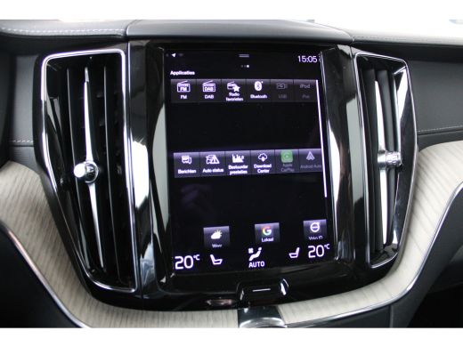 Volvo  XC60 2.0 Recharge T8 AWD Inscription | Adaptieve cruise control | Schuif-kanteldak | Trekhaak | Apple ... ActivLease financial lease