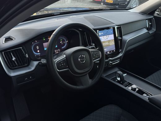 Volvo  XC60 2.0 T6 Plug-in hybrid AWD Core Bright Long Range | Climate Pack | Pano | Adaptieve CC | BLIS | Ca... ActivLease financial lease