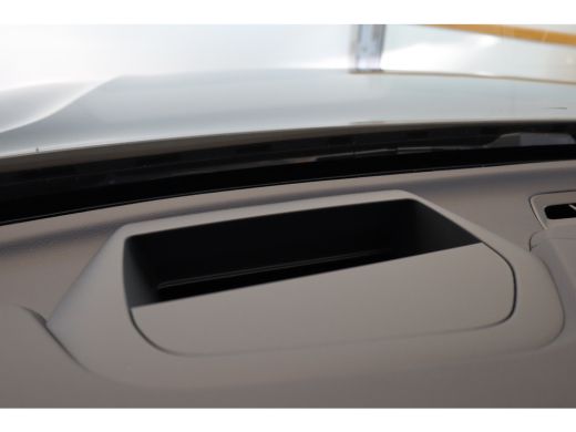 Volvo  XC60 T6 350PK AWD Ultra Dark | Executive | Luchtvering | B&W | 21" | Massage | HUD ActivLease financial lease