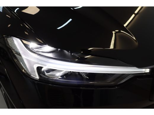 Volvo  XC60 T6 350PK Ultra Black Edition Trekhaak | Luchtvering | Getint Glas | 360&deg; | B&W Audio ActivLease financial lease