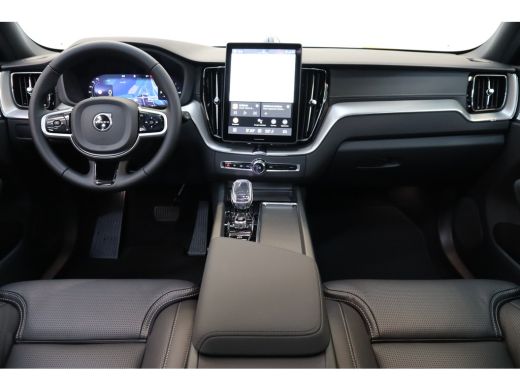 Volvo  XC60 T6 350PK Ultra Black Edition Trekhaak | Luchtvering | Getint Glas | 360&deg; | B&W Audio ActivLease financial lease