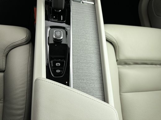 Volvo  XC60 T6 Recharge Plus Bright | 20" |  Panoramadak | Elektrisch verst. stoelen | Adaptieve cruise contr... ActivLease financial lease