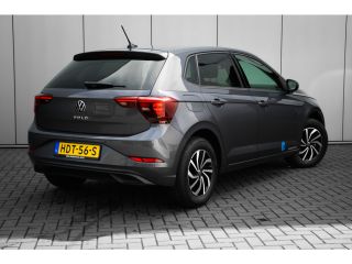 Volkswagen Polo Life Edition Inclusief &euro;2000,- inruilvoordeel | 'App-Connect' smartphone integratie | Buitenspieg...