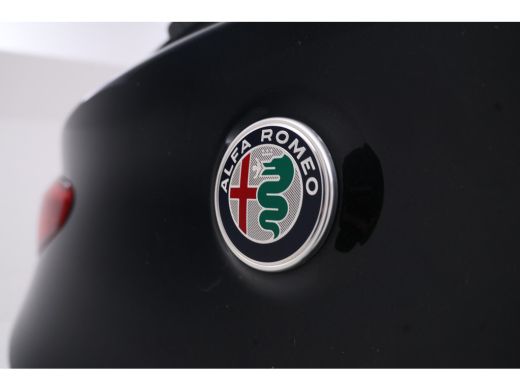 Alfa Romeo Stelvio 2.2d Super Automaat! 190Pk, Leer, Navigatie, Climate, ActivLease financial lease