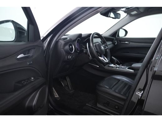 Alfa Romeo Stelvio 2.2d Super Automaat! 190Pk, Leer, Navigatie, Climate, ActivLease financial lease