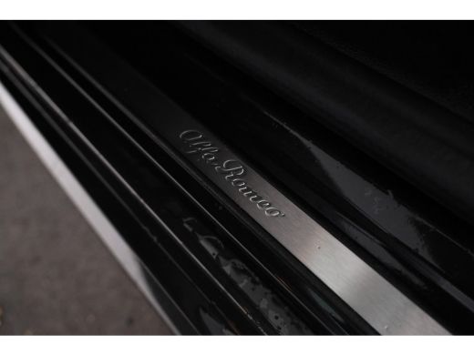 Alfa Romeo Stelvio 2.2d Super Automaat! 190Pk, Leer, Navigatie, Climate, ActivLease financial lease