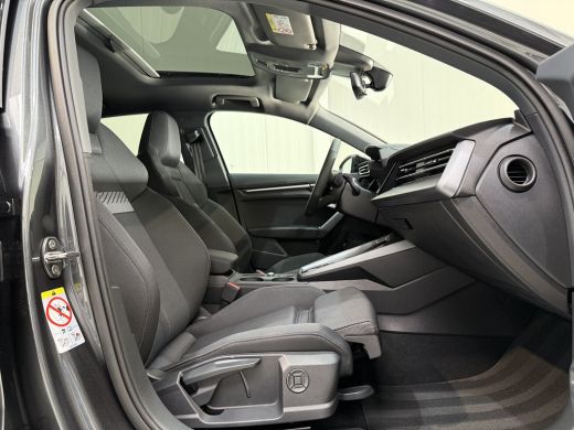 Audi A3 Sportback 45 TFSI e 272pk S edition | Pano dak | Zwart optiek | ACC ActivLease financial lease