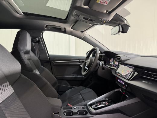 Audi A3 Sportback 45 TFSI e 272pk S edition | Pano dak | Zwart optiek | ACC ActivLease financial lease