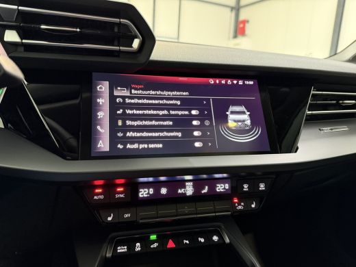 Audi A3 Sportback 45 TFSI e 272pk S edition | Pano dak | Zwart optiek | ACC ActivLease financial lease