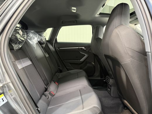 Audi A3 Sportback 45 TFSI e 272pk S edition | Pano dak | Zwart optiek | ACC ActivLease financial lease