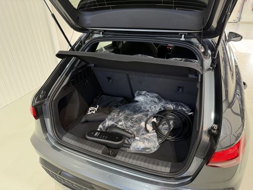 Audi A3 Sportback 45 TFSI e 272pk S edition | Pano dak | Zwart optiek | ACC ActivLease financial lease