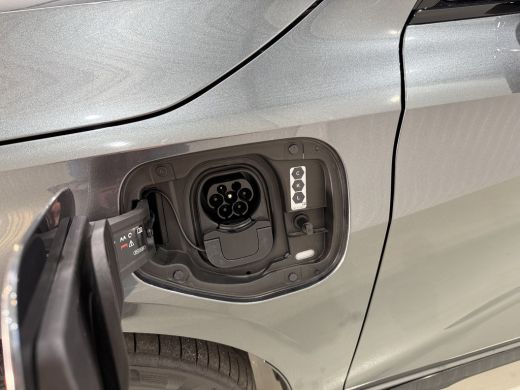 Audi A3 Sportback 45 TFSI e 272pk S edition | Pano dak | Zwart optiek | ACC ActivLease financial lease