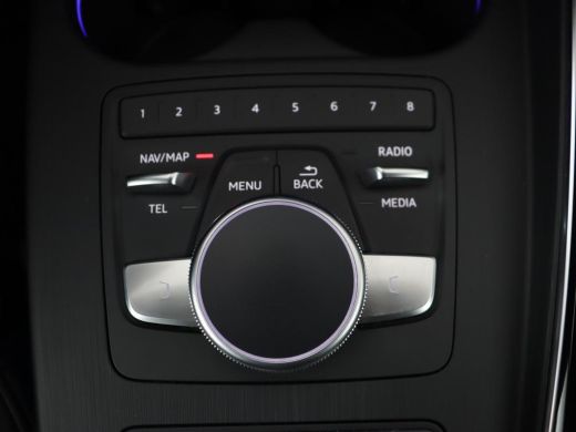 Audi A4 40 TFSI Sport S Line Black Edition | Stoelverwarming | Adaptive cruise | Keyless | Virtual Cockpi... ActivLease financial lease