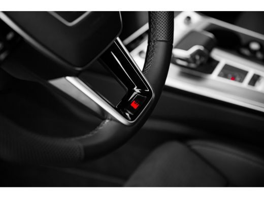 Audi A6 Avant 55 TFSI e quattro S edition Competition | Panoramadak | HUD | Servosluiting | ACC | ActivLease financial lease
