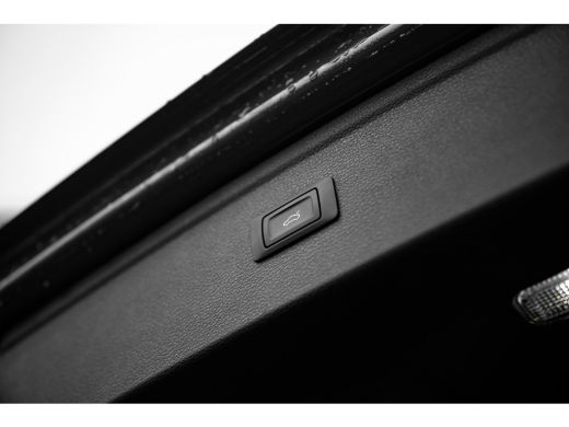 Audi Q5 50 TFSI e quattro S edition ActivLease financial lease