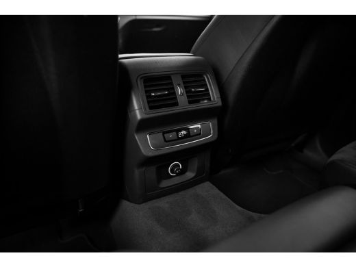 Audi Q5 50 TFSI e quattro S edition ActivLease financial lease