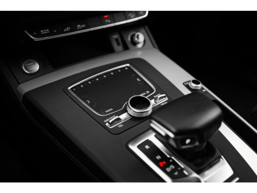 Audi Q5 50 TFSI e quattro S edition ActivLease financial lease