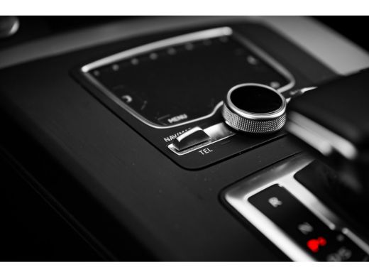 Audi Q5 50 TFSI e quattro S edition ActivLease financial lease