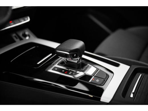 Audi Q5 50 TFSI e S edition Competition | Luchtvering | 21" | Trekhaak | ActivLease financial lease