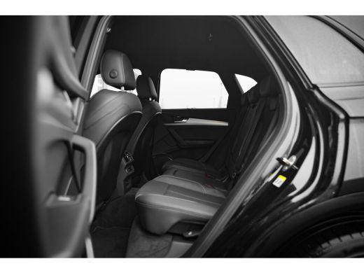 Audi Q5 50 TFSI e S edition Competition | Luchtvering | 21" | Trekhaak | ActivLease financial lease