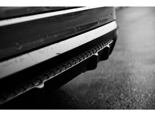 Audi Q8 55 TFSI e quattro Pro Line S | Panoramadak | Trekhaak | Leder | ActivLease financial lease