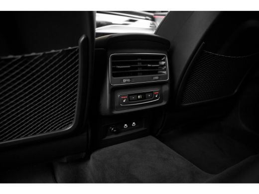 Audi Q8 55 TFSI e quattro Pro Line S | Panoramadak | Trekhaak | Leder | ActivLease financial lease
