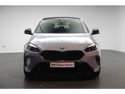 BMW 1 Serie 120 High Executive M Sport Automaat / Sportstoelen / M Adaptief onderstel / Comfort Access / Adap... ActivLease financial lease