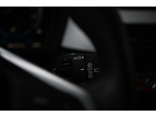 BMW X1 xDrive25e High Executive Automaat / Panoramadak / Achteruitrijcamera / Comfort Access / LED / Hea... ActivLease financial lease