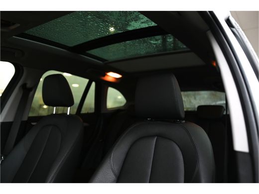 BMW X1 xDrive25e High Executive Automaat / Panoramadak / Achteruitrijcamera / Comfort Access / LED / Hea... ActivLease financial lease