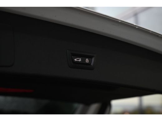 BMW X1 xDrive25e High Executive Automaat / Panoramadak / Achteruitrijcamera / Comfort Access / LED / Hea... ActivLease financial lease