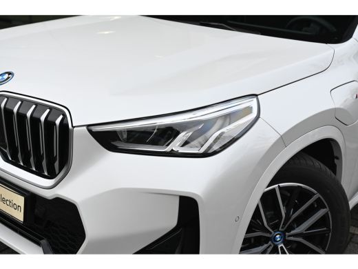 BMW X1 xDrive25e M Sport Automaat / Trekhaak / Sportstoelen / Achteruitrijcamera / M Adaptief onderstel ... ActivLease financial lease