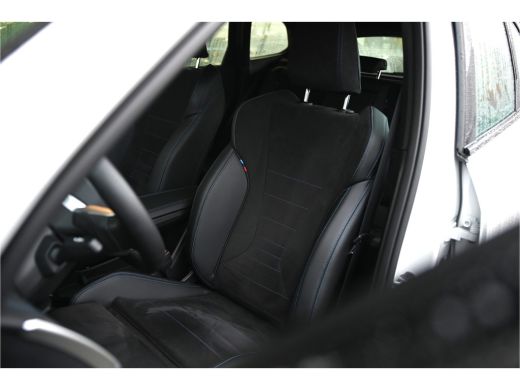 BMW X1 xDrive25e M Sport Automaat / Trekhaak / Sportstoelen / Achteruitrijcamera / M Adaptief onderstel ... ActivLease financial lease